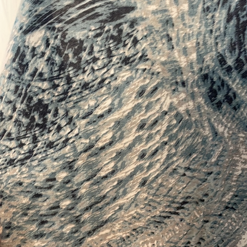 Tank - Picture 2 of 3